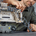 LEGO Technic Liebherr R 9800 Excavator 42100